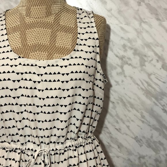 Forever 21 Dress - Picture 2 of 7